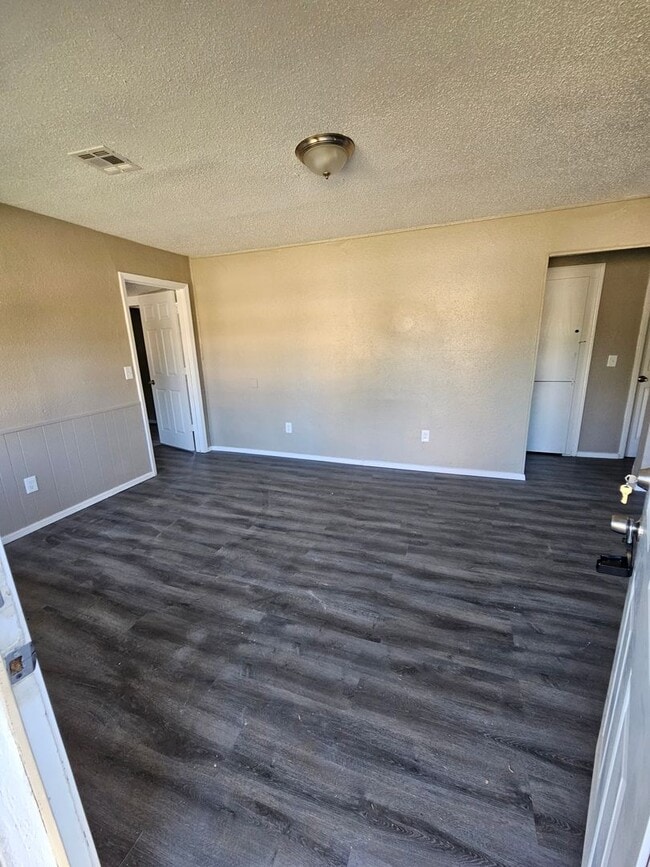 Building Photo - 3 Bedroom House Midwest City