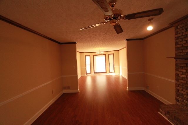 Building Photo - 487 Orchards Walk