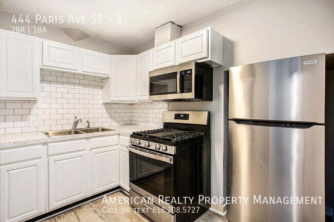 Foto del edificio - 444 Paris Ave SE