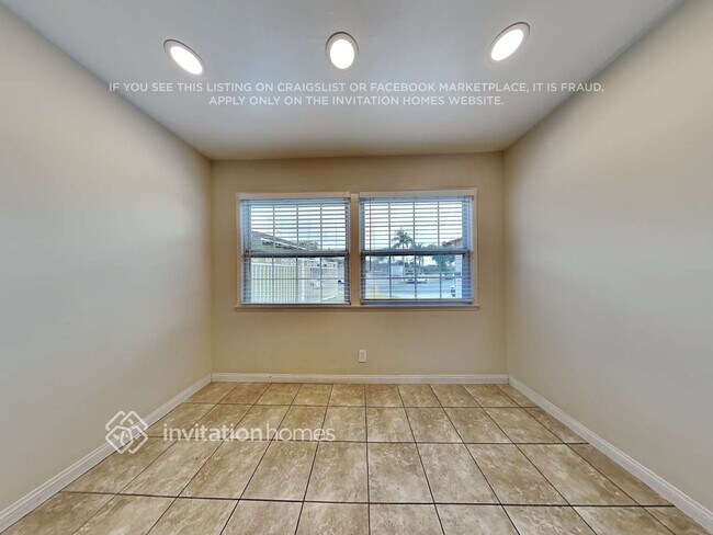 Foto del edificio - 8680 Westman Ave