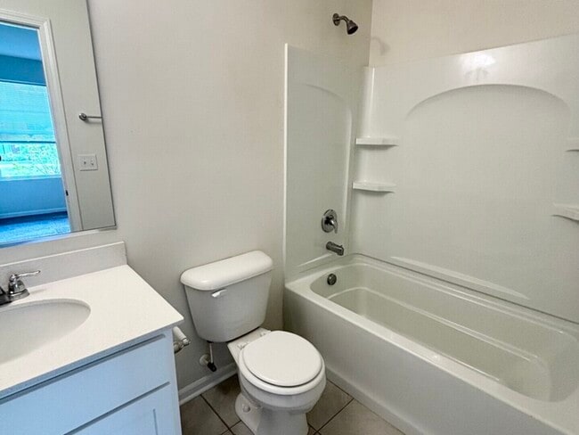 Building Photo - 4181 Chelsea Mnr Cir