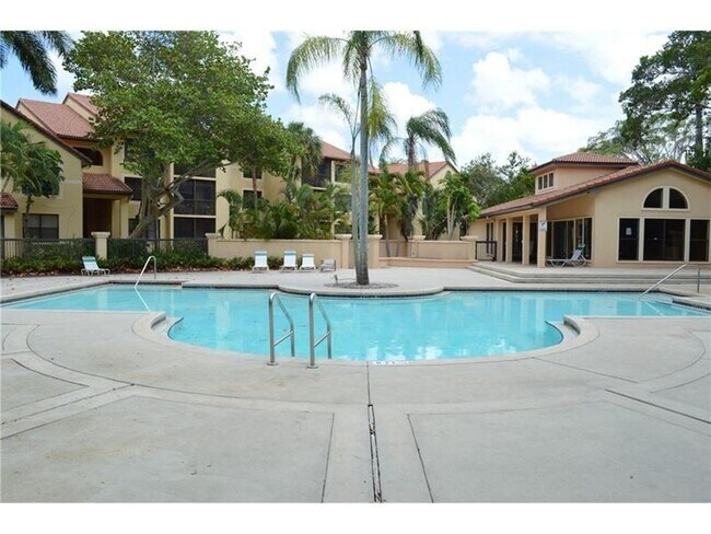 Foto del edificio - Lovely 1 Bedroom 1 Bath with GREAT AMENITIES!