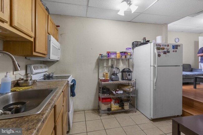 Building Photo - 4034 Baring St