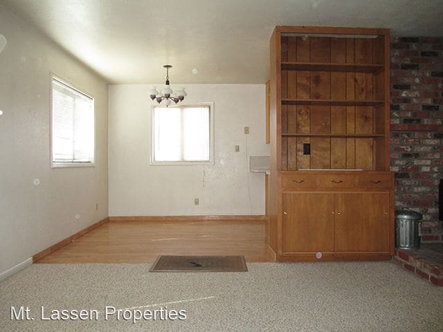Building Photo - 2 br, 1.5 bath House - 716-525 HWY 395 E.