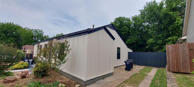 Building Photo - 4015 Dexter Ave