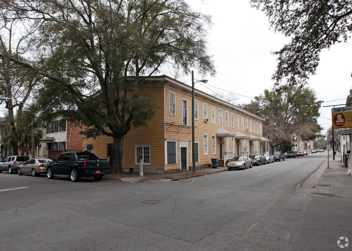 Primary Photo - 1111-1119 Jefferson St