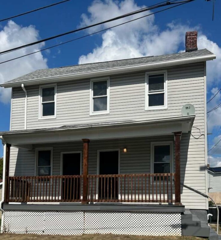 Primary Photo - 331 Market St