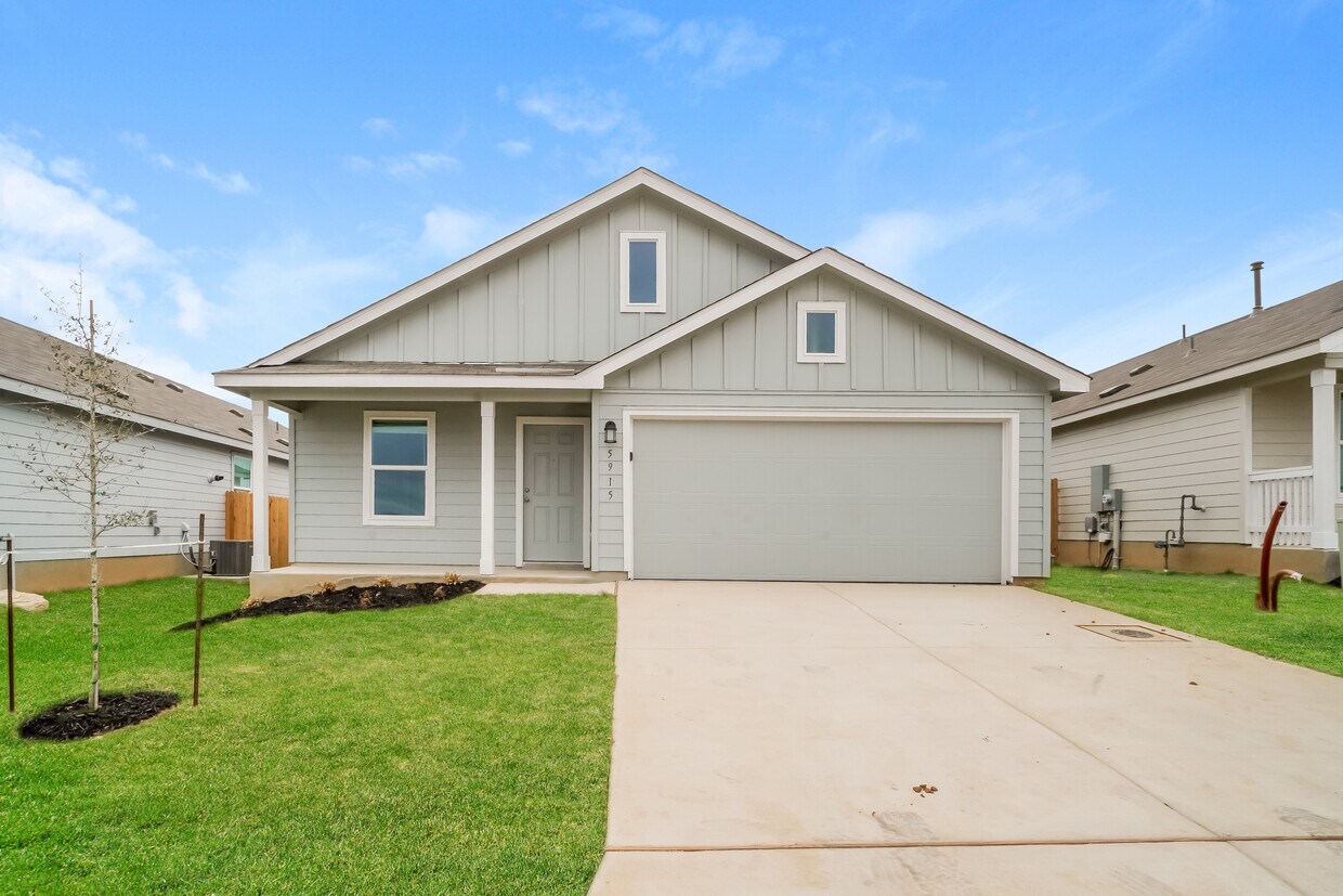 Primary Photo - 5915 Sunset Song Ln, Bulverde, TX