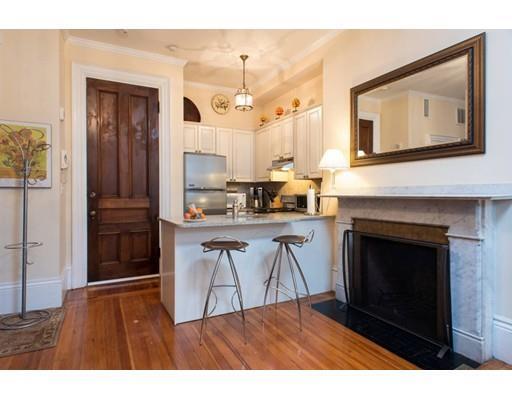 Primary Photo - 186 Beacon St