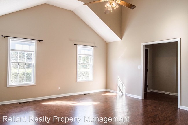 Building Photo - 3507 Sunbelt Dr