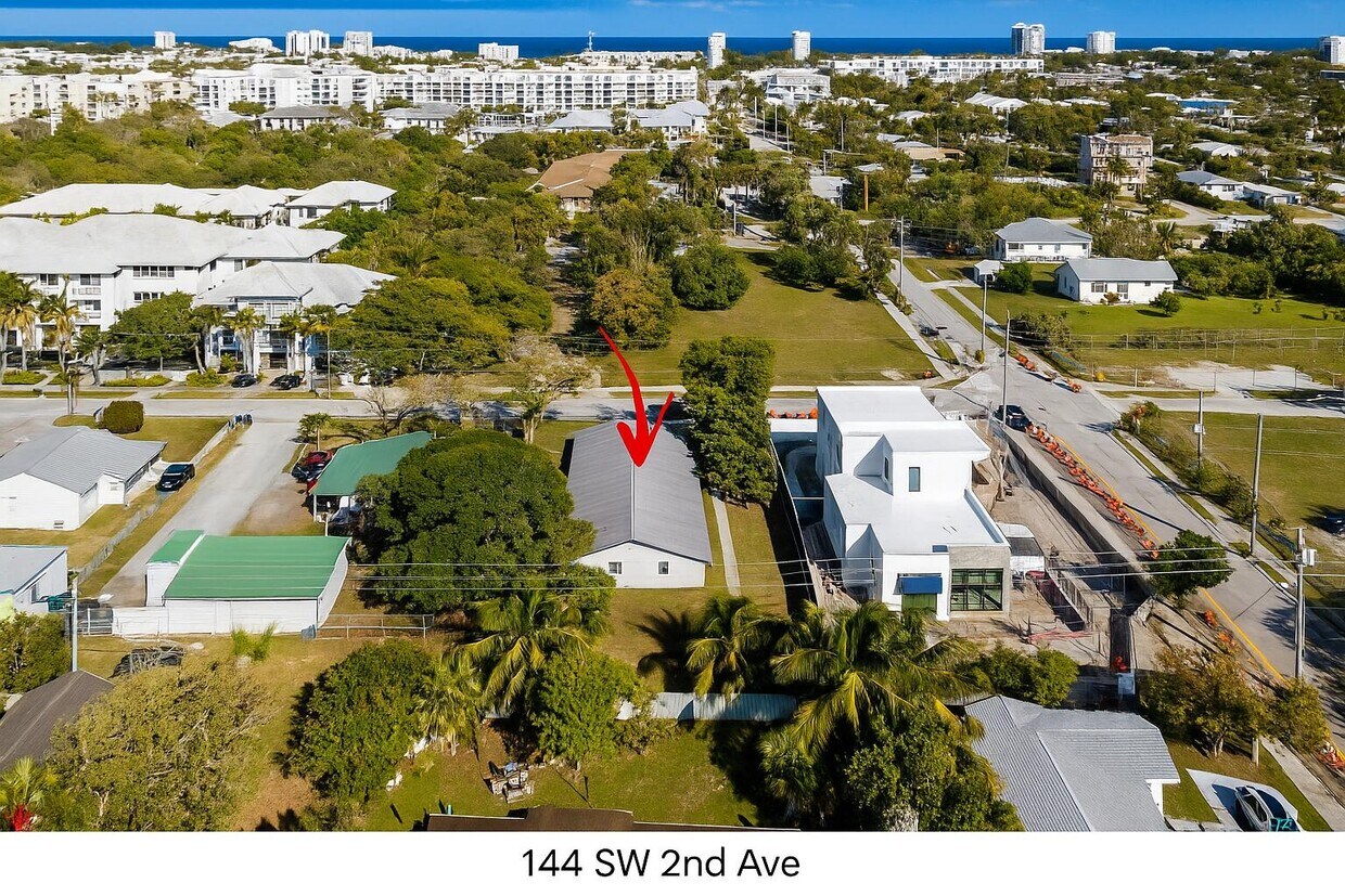 Foto principal - 144 SW 2nd Ave