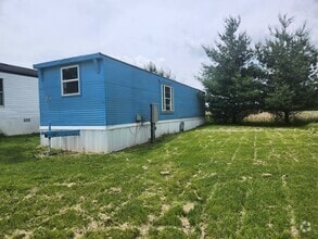 Building Photo - 127 Connector Rd