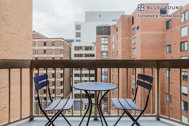 Foto del edificio - 2140 L St NW