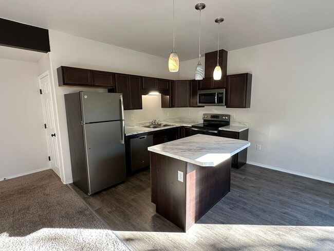 Building Photo - 1733 N Nina Cir