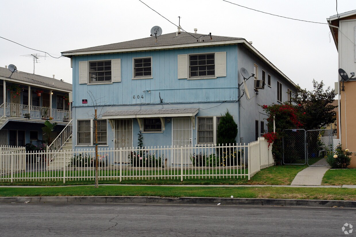 Foto del edificio - 604 Edgewood St