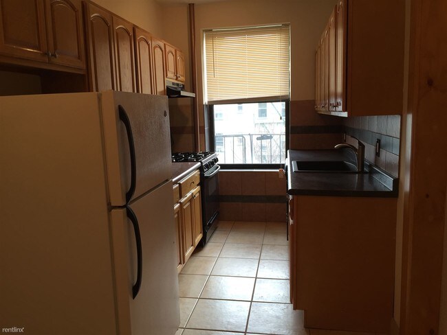 Foto del edificio - 2417 28th St