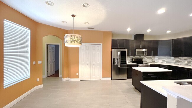 Building Photo - 7567 Brightwater Pl