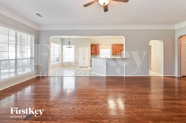 Building Photo - 2870 Wimbledon Ln