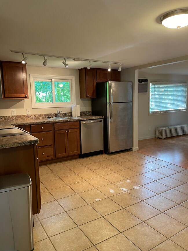 Kitchen - 1777 Western Ave