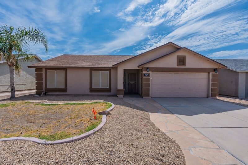 Foto principal - 1787 S Cardinal Dr