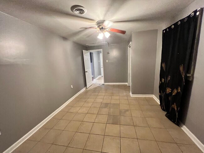 Foto del edificio - 3839 Horn Lake Rd