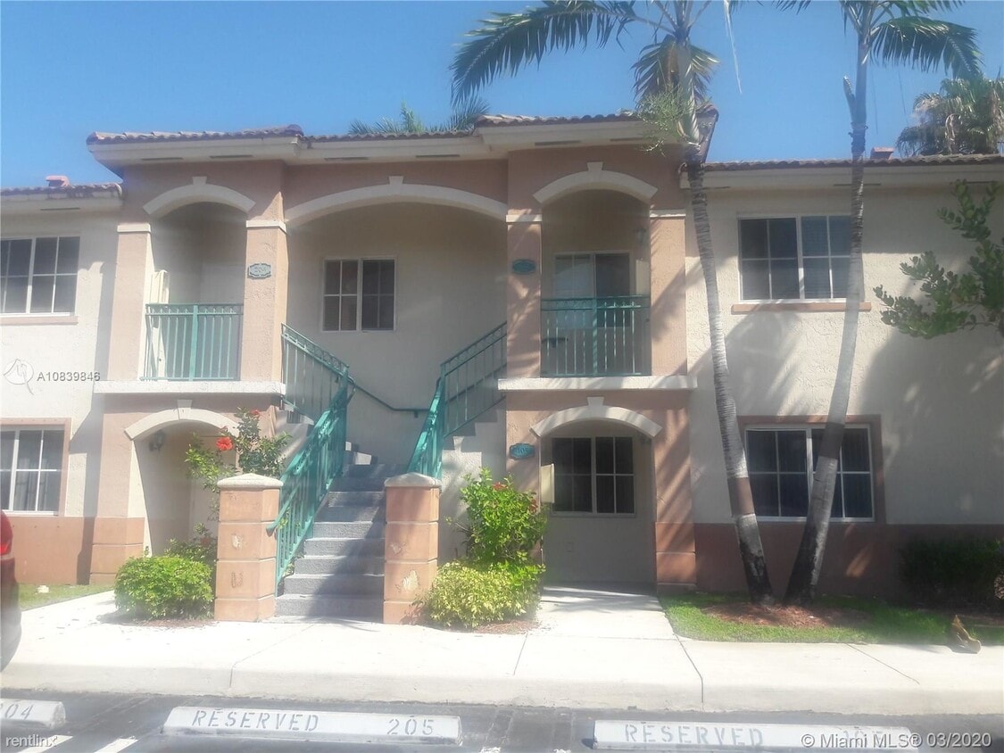 2 br, 2 bath Gardens South Condo Apartment for Rent in