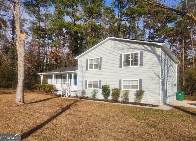 Foto del edificio - 1682 Charmeth Rd