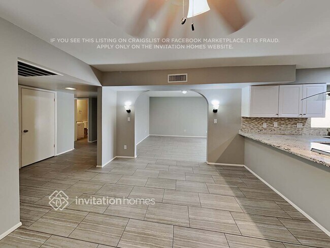 Foto del edificio - 2329 W Vineyard Rd