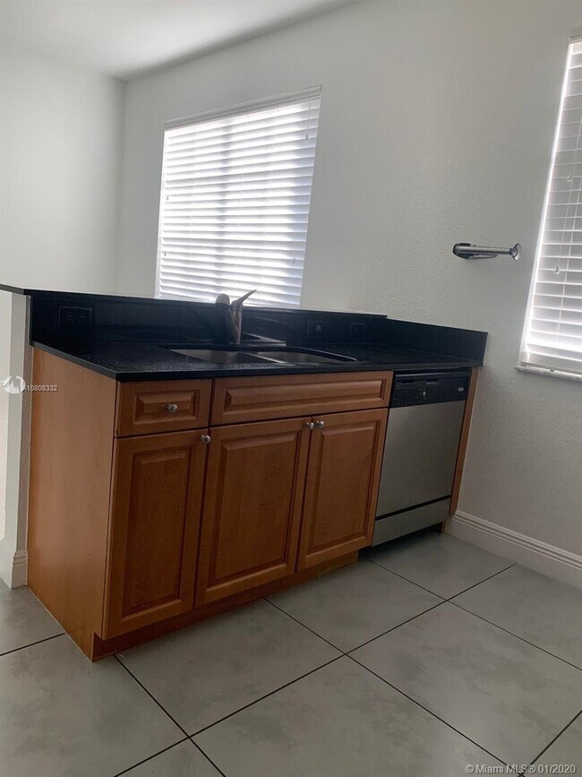 Building Photo - 12600 SW 50th Ct  429 Miramar Fl 33027