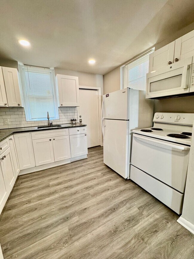 Foto del edificio - Charming 3-Bedroom Home in the Wyoming Sec...