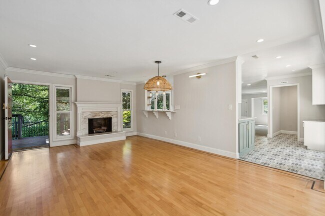 Foto del edificio - 3575 Springhill Rd