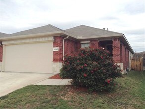 Building Photo - 5040 Britton Ridge Ln