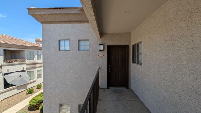 Foto del edificio - 1 Bedroom Condo in the Solana Townhome Community Near E Baseline Rd and S Higley Rd!