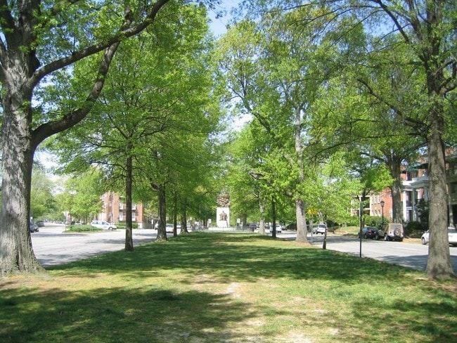 Photo - 3009 Monument Ave House