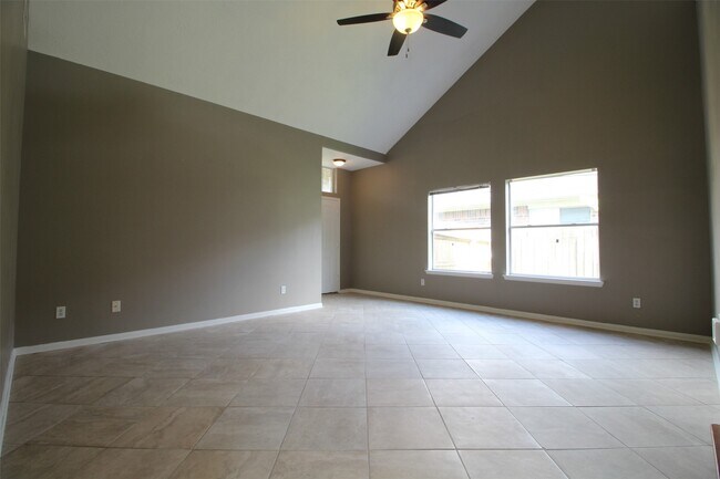 Building Photo - 6803 Highwind Bend Ln