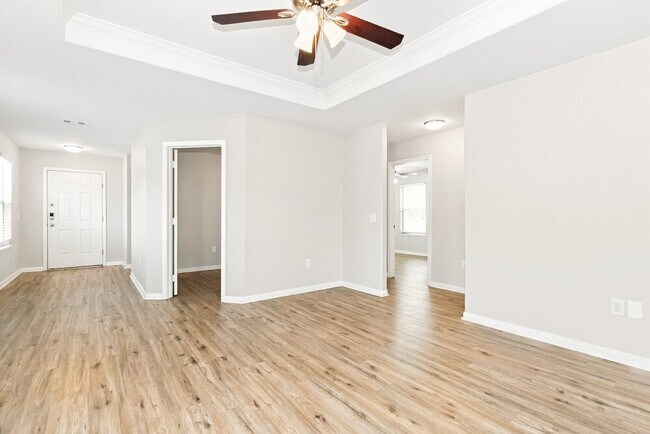 Building Photo - 9927 Sanders Rose Lane