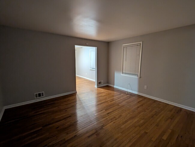 Foto del edificio - 1668 Kirkwood Rd