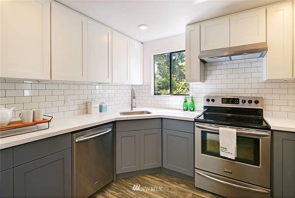 Foto del edificio - 10545 Meridian Ave N