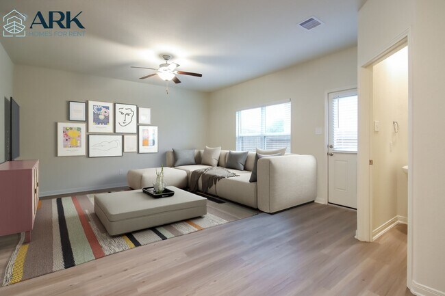 Foto del edificio - 582 Solomon Ln