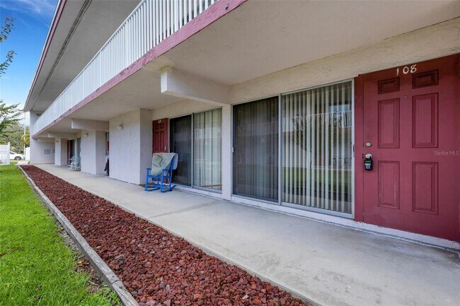 Foto del edificio - 2924 Clark Rd