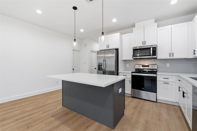 Foto del edificio - 8316 Corinth St