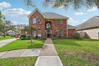 Building Photo - 2202 Castle Bay Dr