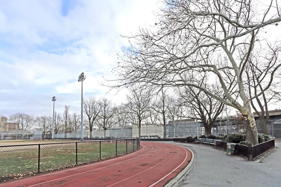 Living in Brownsville Brooklyn, NY Neighborhood Guide by