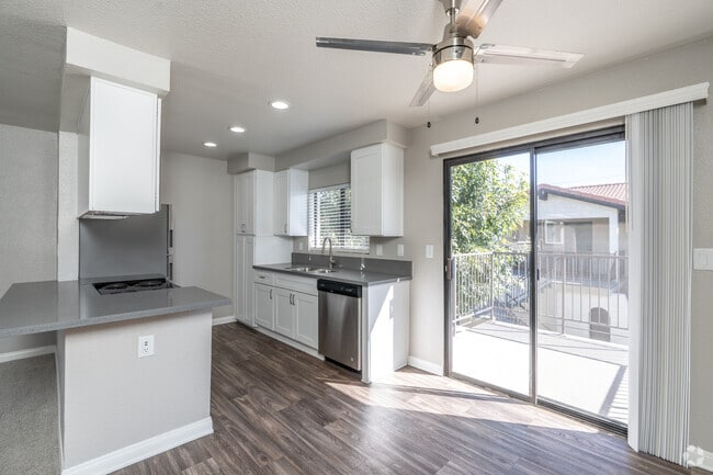 Interior Photo - Watercrest at the Polo Fields Interior Photo - Watercrest at the Polo Fields