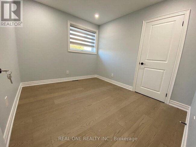 Building Photo - 1186 Shadeland Dr