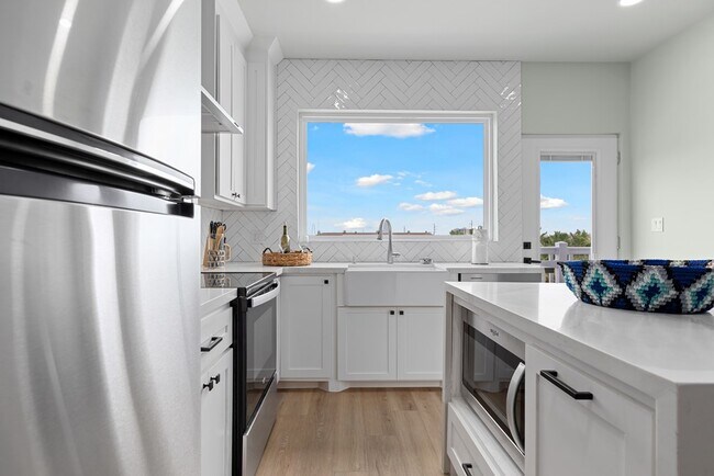 Foto del edificio - 111 W Sunny Isle Dr