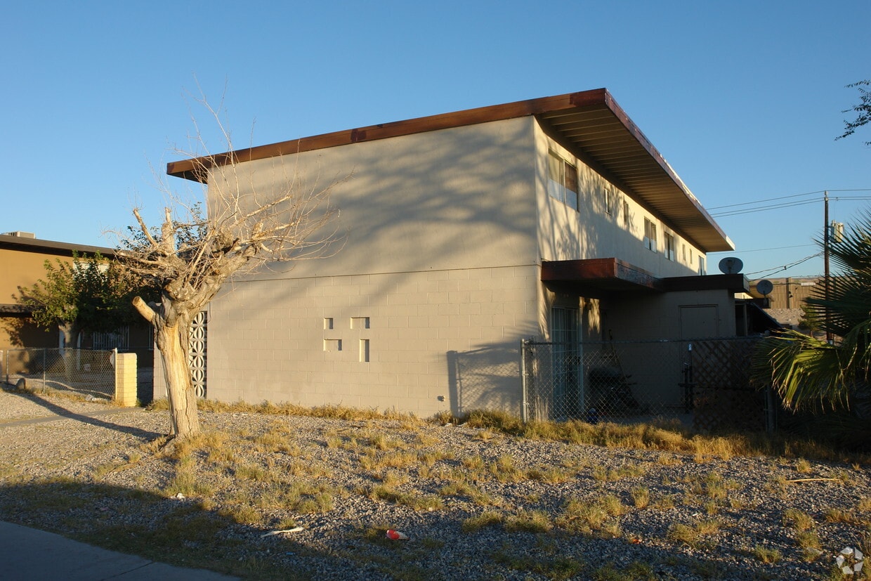 Building Photo - Shenandoah Square