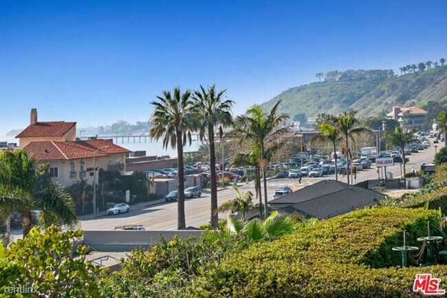 Foto del edificio - 1 br, 1 bath Condo - 22609 Pacific Coast H...