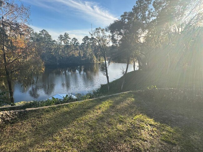 Foto del edificio - 12250 Turkey Creek Dr