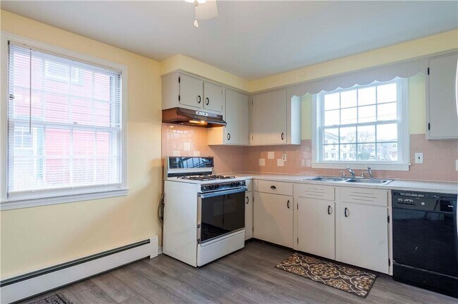 Foto del edificio - 20 Hyde Ave